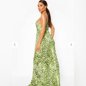 BooHoo ONE SHOULDER SPLIT LEG MAXI BEACH DRESS size Large. NWT.